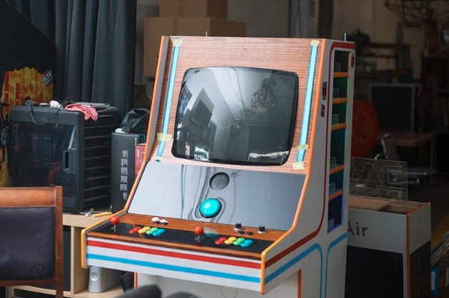 Evercade’s New Cartridge-Based Arcade Machine Is Up For Preorder At Amazon